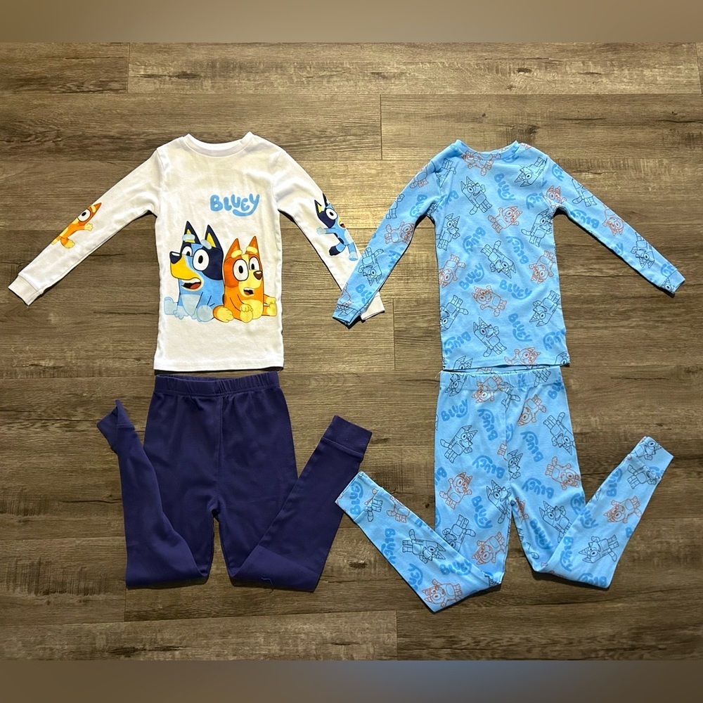 NWOT Bluey 2 Pajama Sets 7